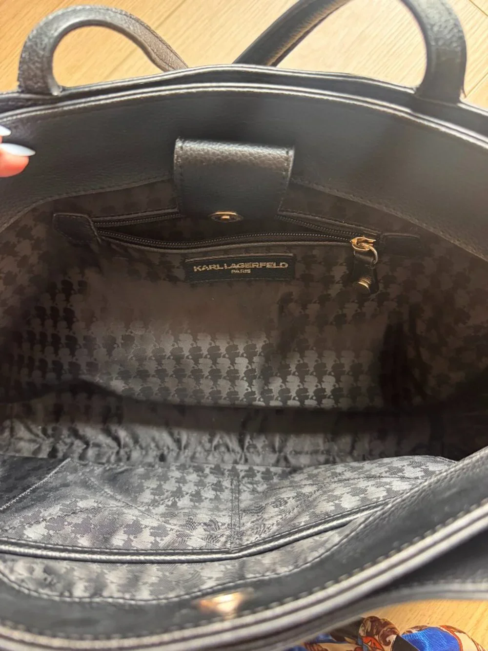 Karl Lagerfeld Paris Black Leather Dorine Handbag Tote Shoulder Purse - Picture 5 of 6